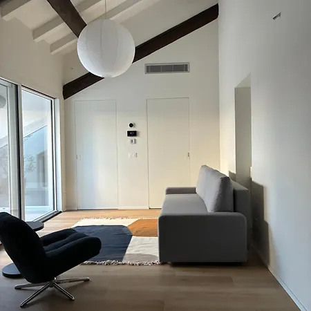Casa A * Monza